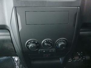Mahindra Pik Up 2.2CRDe single cab S4 (aircon) - Image 11