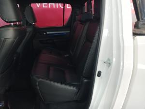 Toyota Hilux 2.8GD-6 double cab Legend auto - Image 10