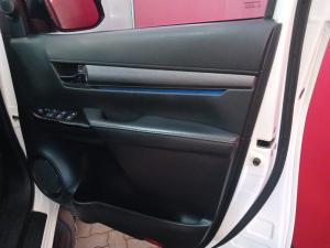Toyota Hilux 2.8GD-6 double cab Legend auto - Image 19