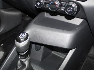 Nissan Magnite 1.0 Move panel van