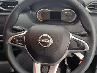Nissan Magnite 1.0 Move panel van