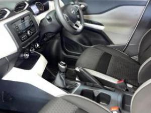 Nissan Magnite 1.0 Turbo Visia manual - Image 11