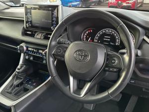 Toyota RAV4 2.0 VX - Image 19