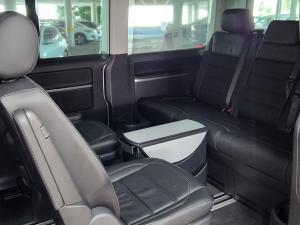 Volkswagen Caravelle 2.0BiTDI Highline 4Motion - Image 8