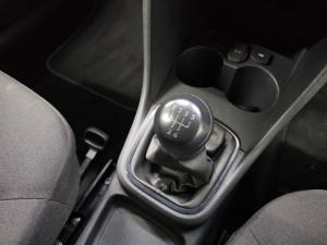 Volkswagen Polo Vivo hatch 1.4 - Image 7