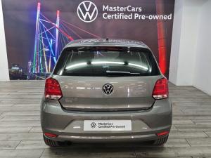 Volkswagen Polo Vivo hatch 1.6 Highline - Image 12