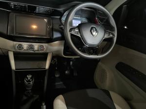 Renault Triber 1.0 Zen manual - Image 6