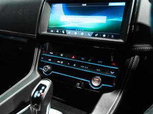 Jaguar F-Pace SVR - Image 13