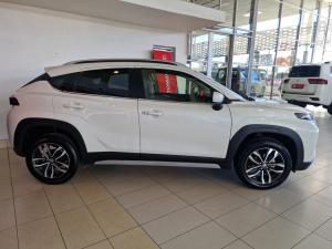 Toyota Starlet Cross 1.5 XR auto - Image 3
