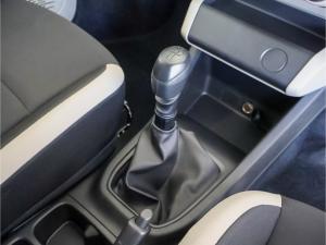 Renault Triber 1.0 Life - Image 11