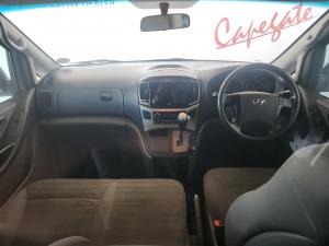 Hyundai H-1 2.5VGTi panel van - Image 8