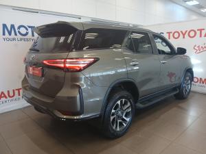 Toyota Fortuner 2.4GD-6 auto - Image 2