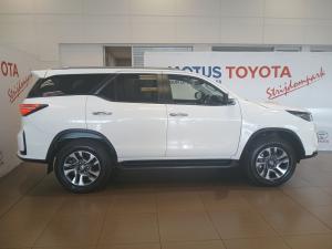 Toyota Fortuner 2.4GD-6 auto - Image 3