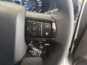 Toyota Hilux 2.8 GD-6 RB LegendE/CAB - Image 10