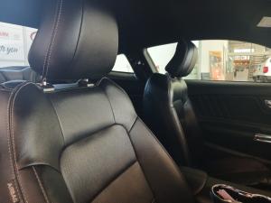 Ford Mustang 5.0 GT automatic - Image 19