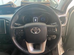 Toyota Hilux 2.8 GD-6 RB Raider automaticE/CAB - Image 8