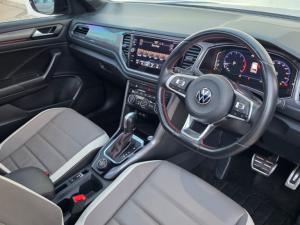 Volkswagen T-ROC 2.0 TSI 4M R-LINE DSG - Image 4