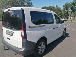 Volkswagen Caddy Kombi 1.6i - Image 4