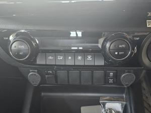 Toyota Hilux 2.8 GD-6 RB Raider automaticD/C - Image 11