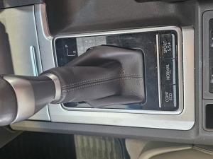 Toyota Prado VX 2.8GD automatic - Image 10