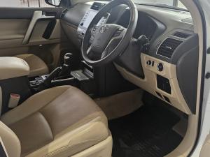 Toyota Prado VX 2.8GD automatic - Image 13