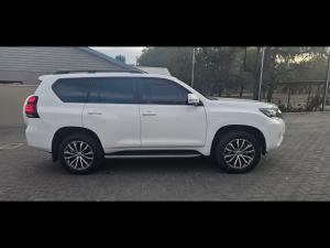 Toyota Prado VX 2.8GD automatic - Image 3