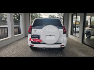 Toyota Prado VX 2.8GD automatic - Image 5