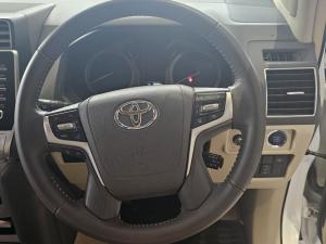 Toyota Prado VX 2.8GD automatic - Image 8