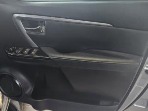 Toyota Fortuner 2.4GD-6 4X4 automatic - Image 16