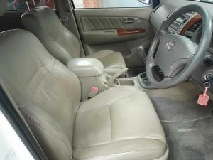 Toyota Fortuner 3.0D-4D 4X4 - Image 11