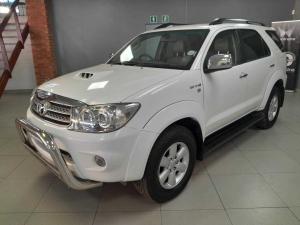 Toyota Fortuner 3.0D-4D 4X4 - Image 1