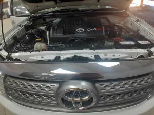 Toyota Fortuner 3.0D-4D 4X4 - Image 9