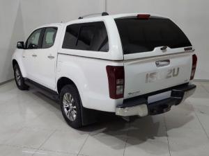 Isuzu D-Max 300 3.0TD double cab LX auto - Image 3