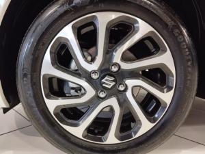 Suzuki Baleno 1.5 GLX auto - Image 12