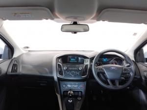 Ford Focus sedan 1.0T Ambiente - Image 7