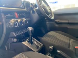 Suzuki Jimny 1.5 GLX AllGrip 5-door auto - Image 8