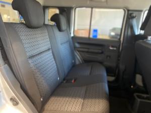 Suzuki Jimny 1.5 GLX AllGrip 5-door auto - Image 9