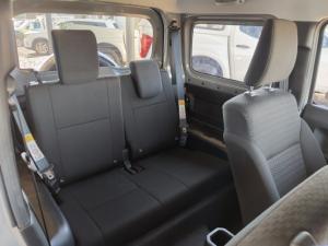 Suzuki Jimny 1.5 GLX AllGrip 3-door manual - Image 8