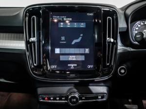 Volvo XC40 T3 Momentum auto - Image 18