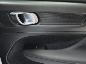 Volvo XC40 T5 AWD Inscription - Image 16