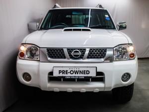 Nissan NP300 Hardbody 2.5TDi double cab 4x4 - Image 5