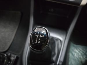 Renault Triber 1.0 Zen manual - Image 13