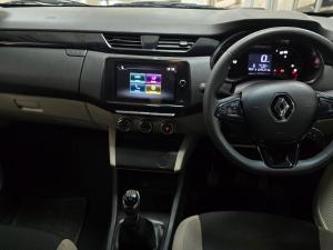 Renault Triber 1.0 Zen manual - Image 8