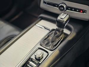 Volvo XC90 D5 AWD Inscription - Image 19