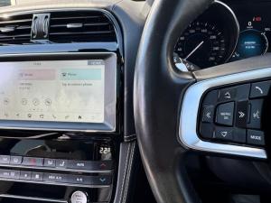Jaguar F-Pace 35t AWD S - Image 9