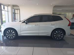 Volvo XC60 B5 AWD Plus Dark - Image 4