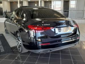 Mercedes-Benz C-Class C220d Avantgarde - Image 5
