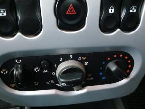 Nissan NP200 1.6 16v high - Image 11