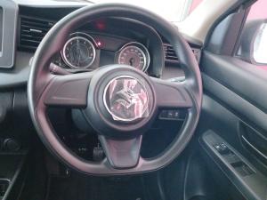 Suzuki Ertiga 1.5 GA - Image 12