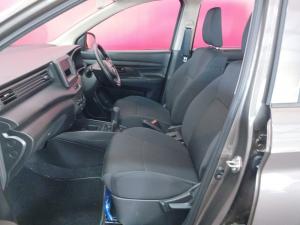 Suzuki Ertiga 1.5 GA - Image 9